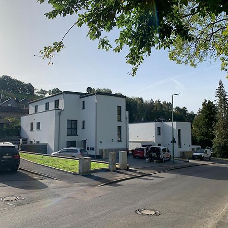 Grosse Moderne Ferienwohnung Auch Als Monteur Unterkunft Nutzbar, In Stolberg - Vicht Exterior photo